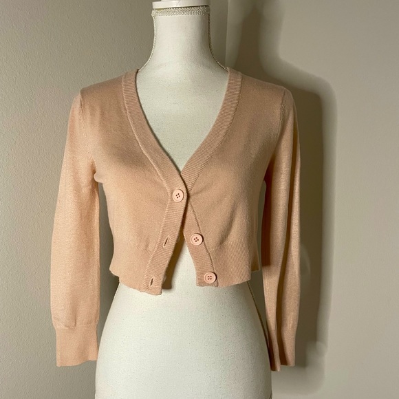 MAK Cropped Sweater Pink Medium - Picture 2 of 5